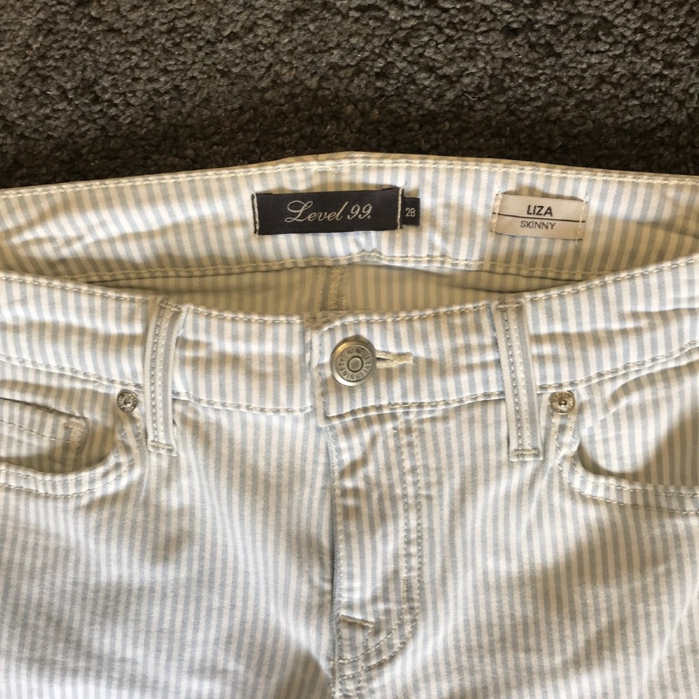 NWOT Level 99 Liza Skinny Size 28 Jeans - Picture 2 of 3